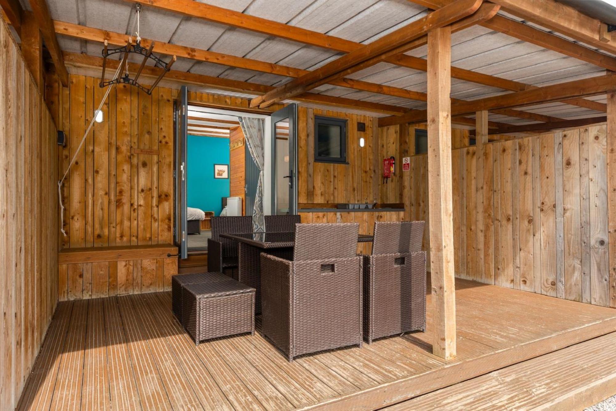 Cosy Glamping In The Eskdale Valley - Studio Lodges And Mega Pods Exterior foto